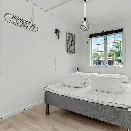 Prázdninový dům 2 Bedroom Cozy In Vaeggerlose Bøtø By